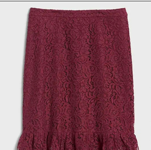 Banana Republic Lace Flounce Pencil Skirt - Picture 3 of 7